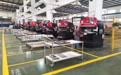 Shenzhen Daxin Intelligent Equipment Technology Co., Ltd linea di produzione in fabbrica