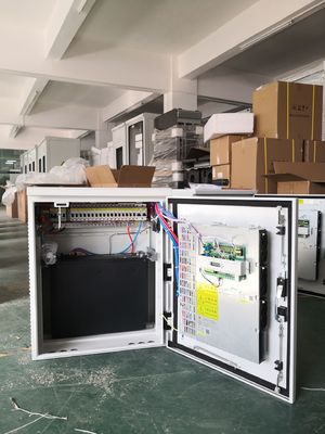 IP55 Armadio di distribuzione di energia Armadio a parete con alimentatore
